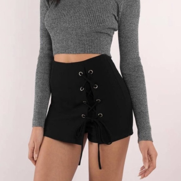 Tobi Black Skort - Picture 2 of 4